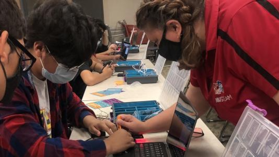 Argonne And NIU Team Up To Host AI Camp For High School Students ...